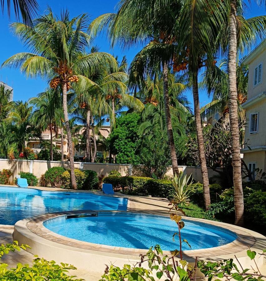 The Coastal Apartment *